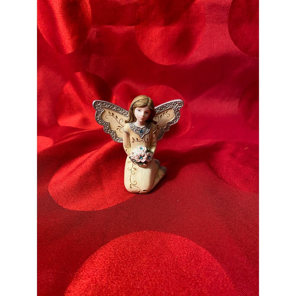 Elements December Angel figure Pavillion Gift Co. 2009 Birthstone Flowers EUC